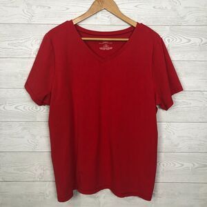 Venezia Women's Moderni Fit Short Sleeve V Neck Tee Shirt Solid Red Size 18/20